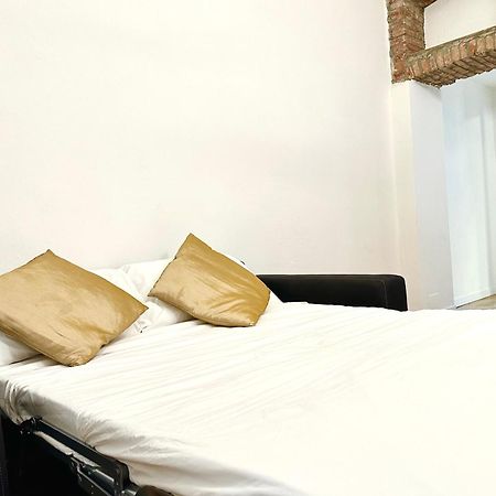Isola - Garibaldi Lovely Apt. With Netflix And Wifi มิลาน ภายนอก รูปภาพ